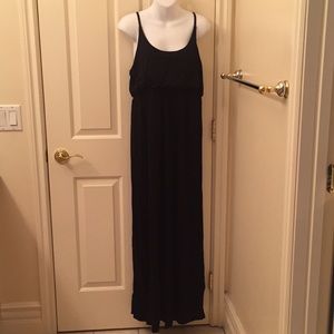 maternity maxi dress